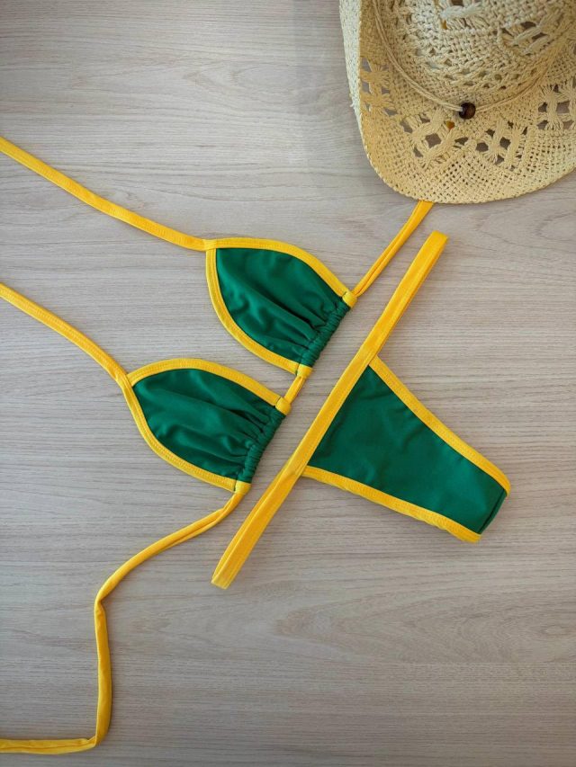 BÍQUINI DA MARQUINHA DO BRASIL VERDE COM AMARELO