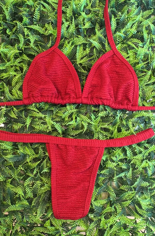BIQUINI DA MARQUINHA VERMELHO CANELADO